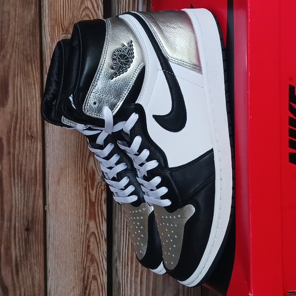 Jordan 1 retro silver toe - Picture 4 of 11